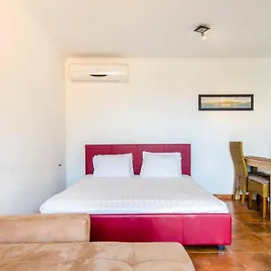Appartement With Beautiful Sea View
